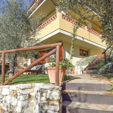 Villacolle * Massarosa